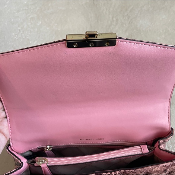 MICHAEL Michael Kors Soho Leather Snakeskin Chain Shoulder Bag in Shell Pink ✨ - Picture 6 of 12